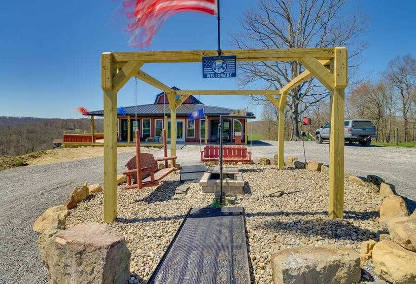 Scenic Ranch House W/ Fishing Pond!