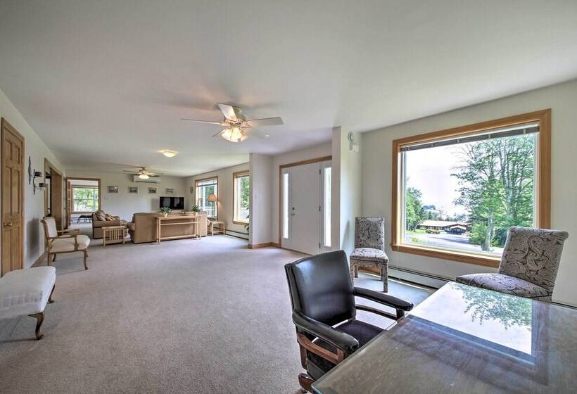 Spacious Bristol House W/ Deck & Harbor Views!