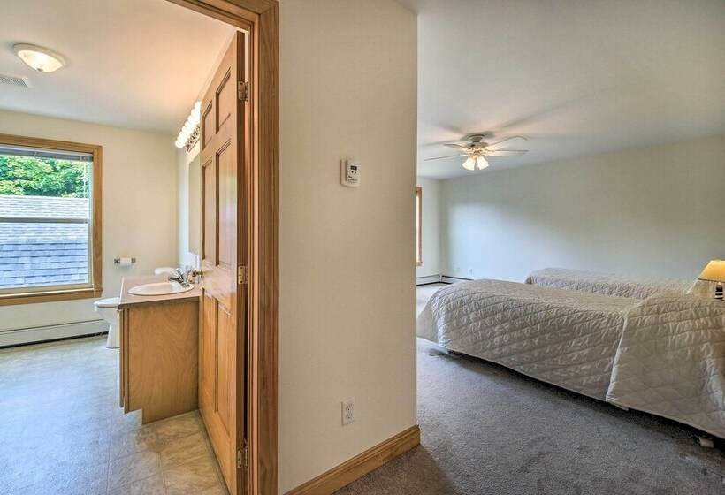 Spacious Bristol House W/ Deck & Harbor Views!