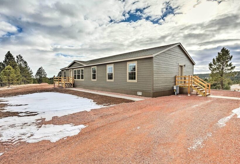 Spacious Hermosa House W/ Black Hills View