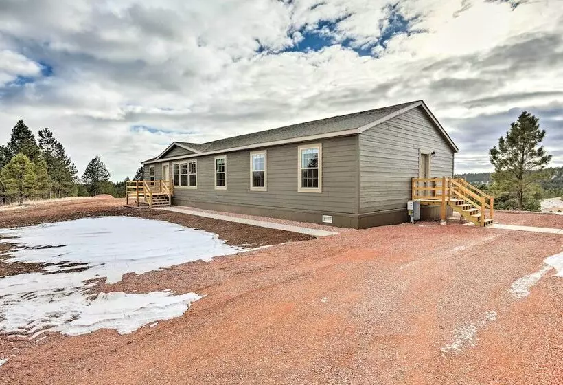 Spacious Hermosa House W/ Black Hills View