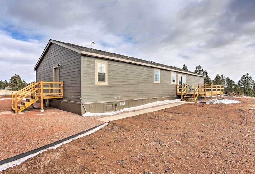 Spacious Hermosa House W/ Black Hills View