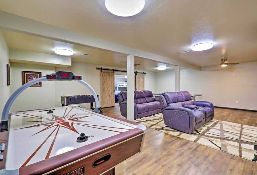 Family Friendly Show Low Cabin W/ Deck & Game Room