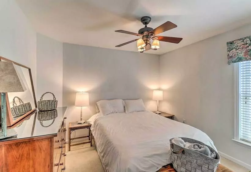 Sunny Lewes Home W/ Sunroom, Deck & Pond View