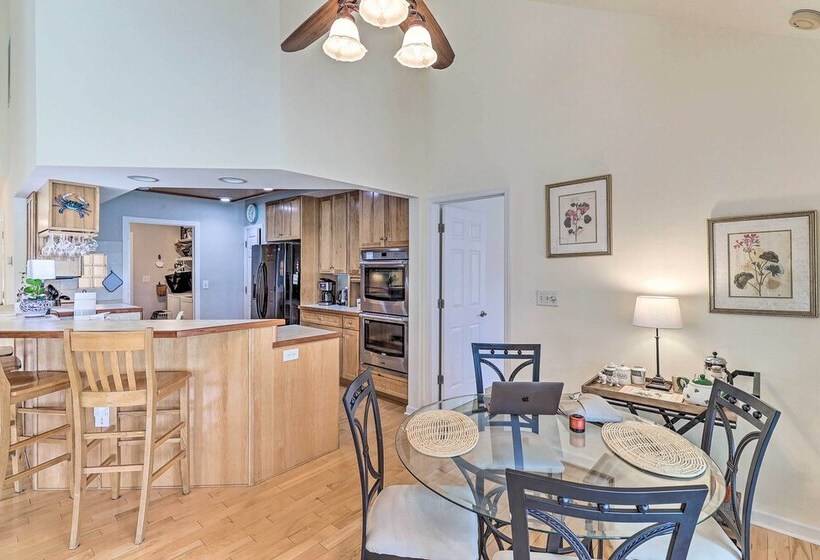 Sunny Lewes Home W/ Sunroom, Deck & Pond View