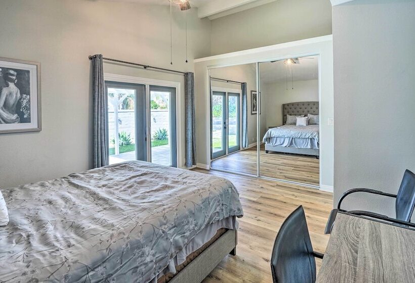 Sunny Orange County Abode W/ Fire Pit & Backyard!