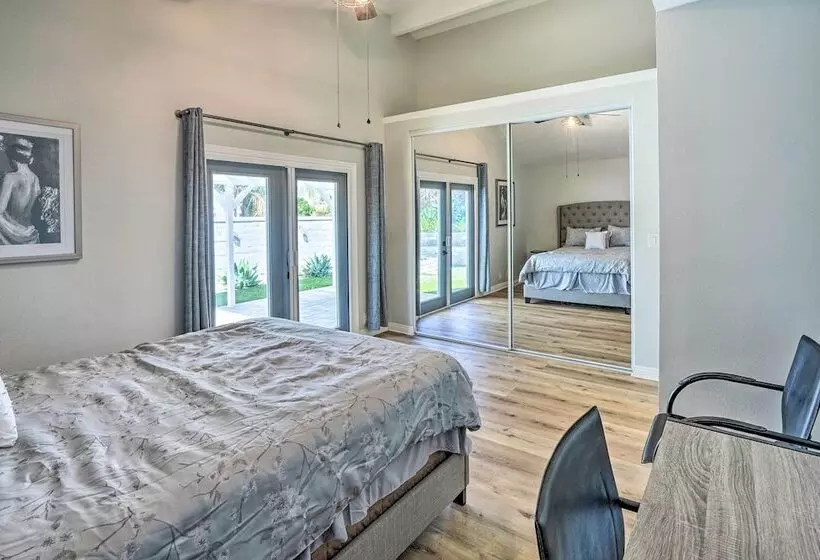 Sunny Orange County Abode W/ Fire Pit & Backyard!