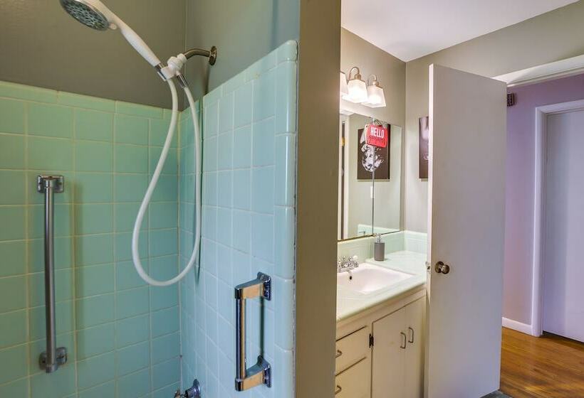 Tulsa Home Near Ar River & The Gathering Place!