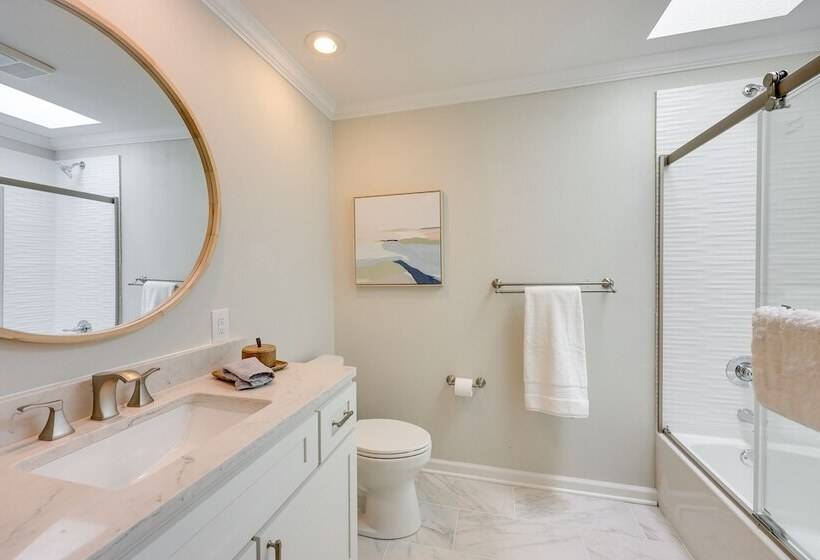 Waterfront Arkansas Vacation Home On Lake Hamilton