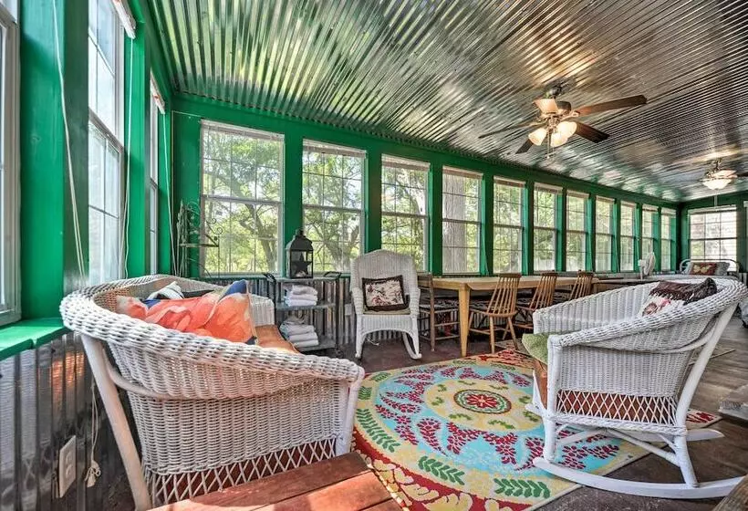 Wimberley Home On Creek + Close To Downtown!