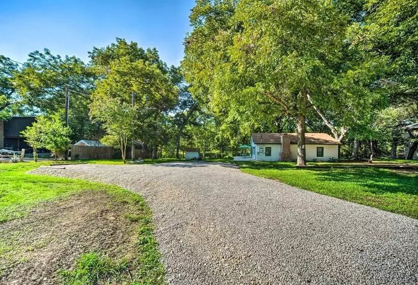 Wimberley Home On Creek + Close To Downtown!