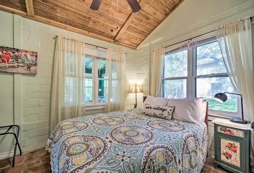 Wimberley Home On Creek + Close To Downtown!