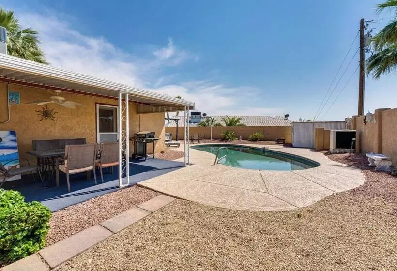 Lake Havasu Home W/ Heated Pool: 3 Mi To Marina!