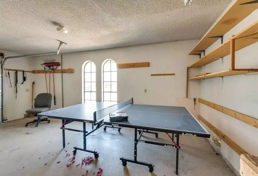 Lake Havasu Home W/ Heated Pool: 3 Mi To Marina!