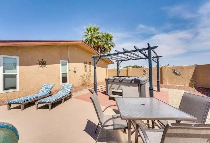 Lake Havasu Home W/ Heated Pool: 3 Mi To Marina!