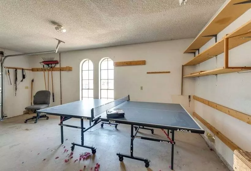 Lake Havasu Home W/ Heated Pool: 3 Mi To Marina!