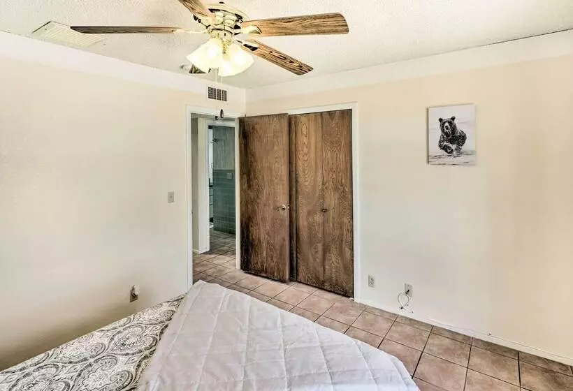 Lake Havasu Home W/ Heated Pool: 3 Mi To Marina!