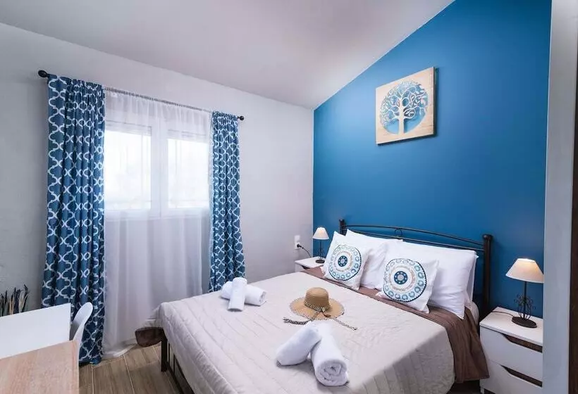 Aamiaismajoitus (B&B) Ammira Mare  House Near Sea With Pool