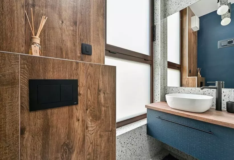 Aamiaismajoitus (B&B) Florek & Florica Room001