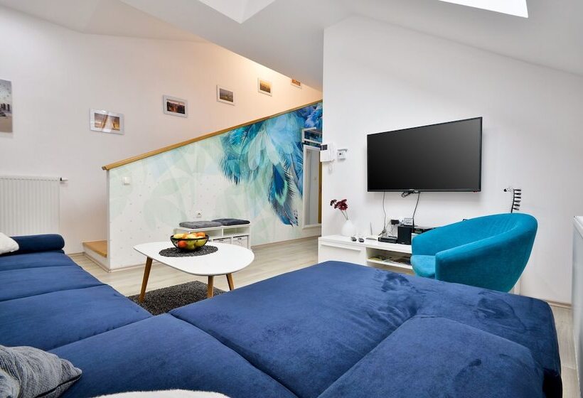 مبيت وإفطار Florek & Florica Room001