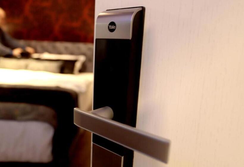 مبيت وإفطار Florek & Florica Room001