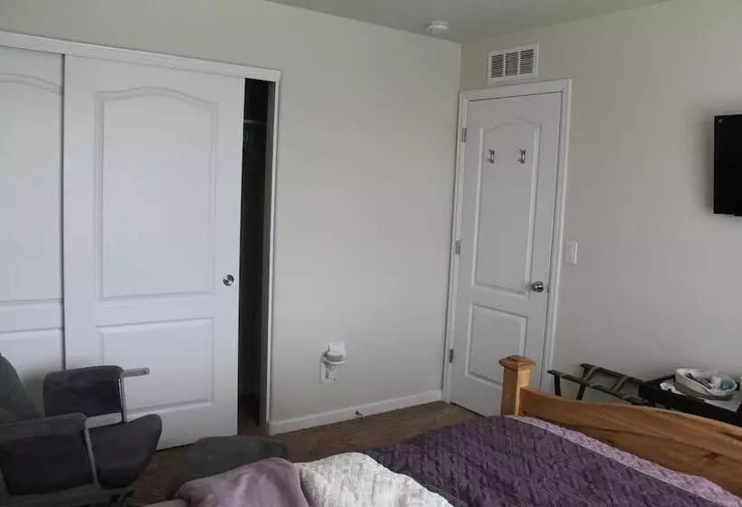 Aamiaismajoitus (B&B) Ric S Place