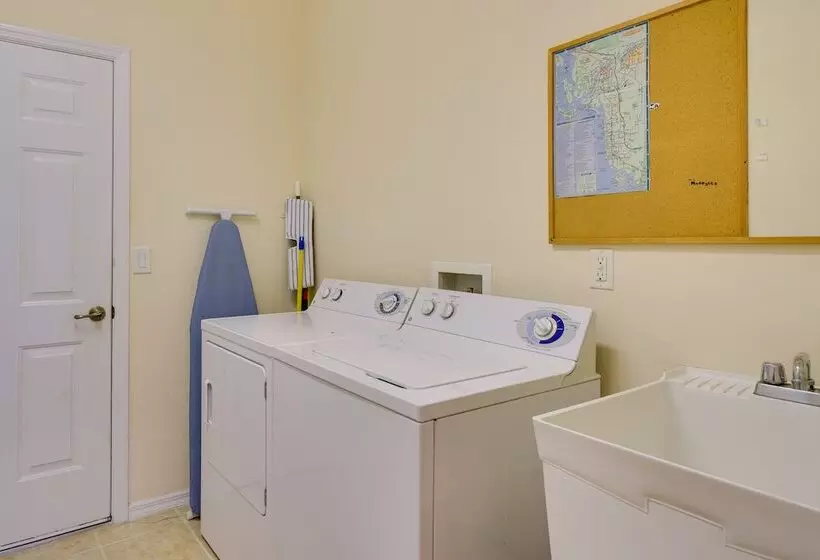 Near Sand & Sun, Cape Coral Home W/ Private Pool