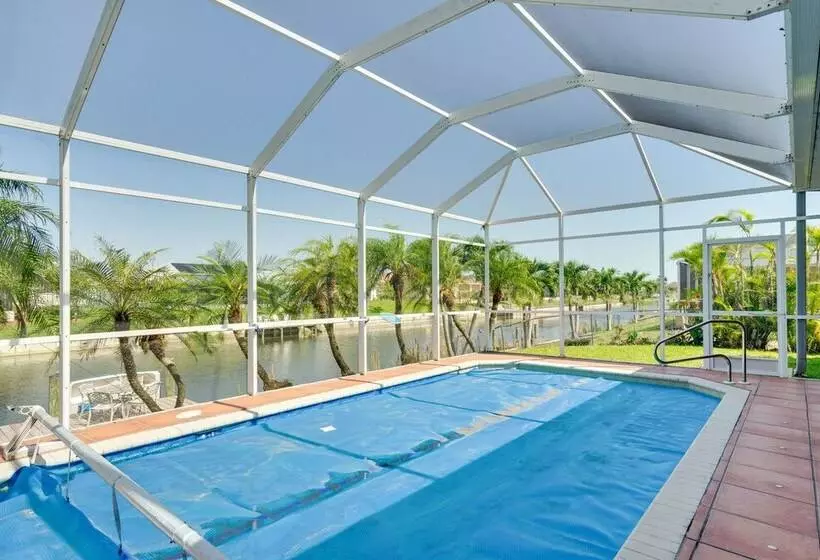 Near Sand & Sun, Cape Coral Home W/ Private Pool