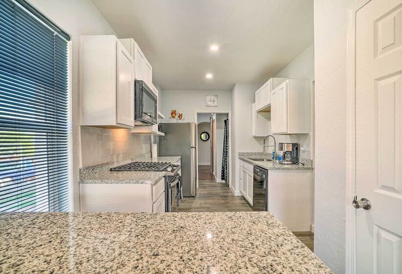 Charming & Quaint El Paso House W/ Backyard!