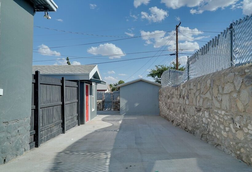 Charming & Quaint El Paso House W/ Backyard!