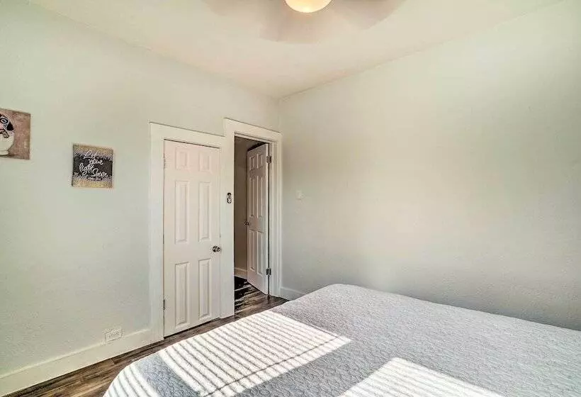 Charming & Quaint El Paso House W/ Backyard!