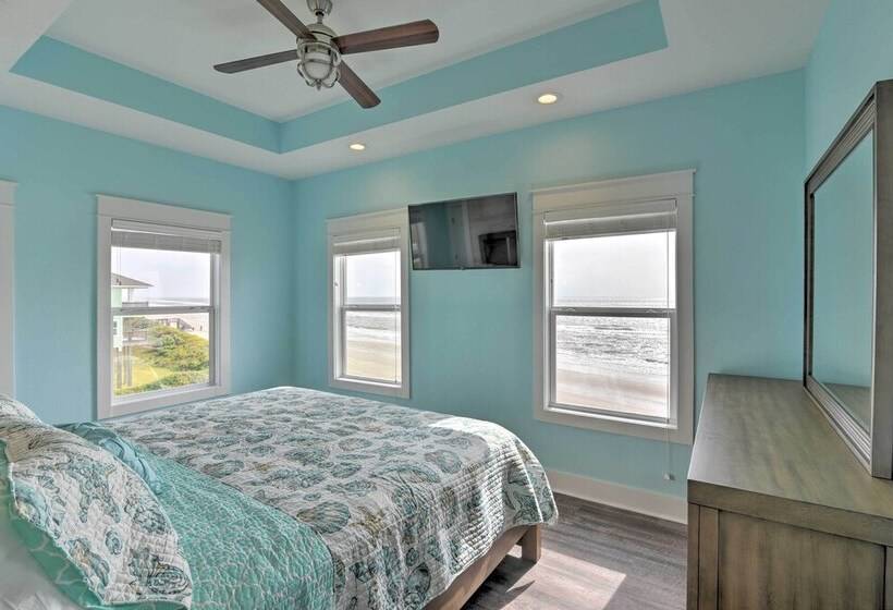 Crystal Tides   Stunning Home W/oceanfront Views