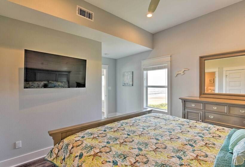 Crystal Tides   Stunning Home W/oceanfront Views