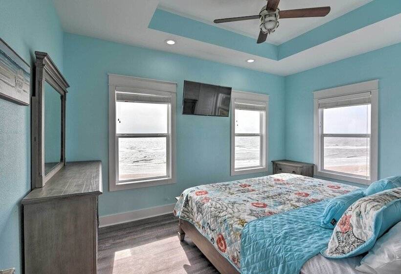 Crystal Tides   Stunning Home W/oceanfront Views