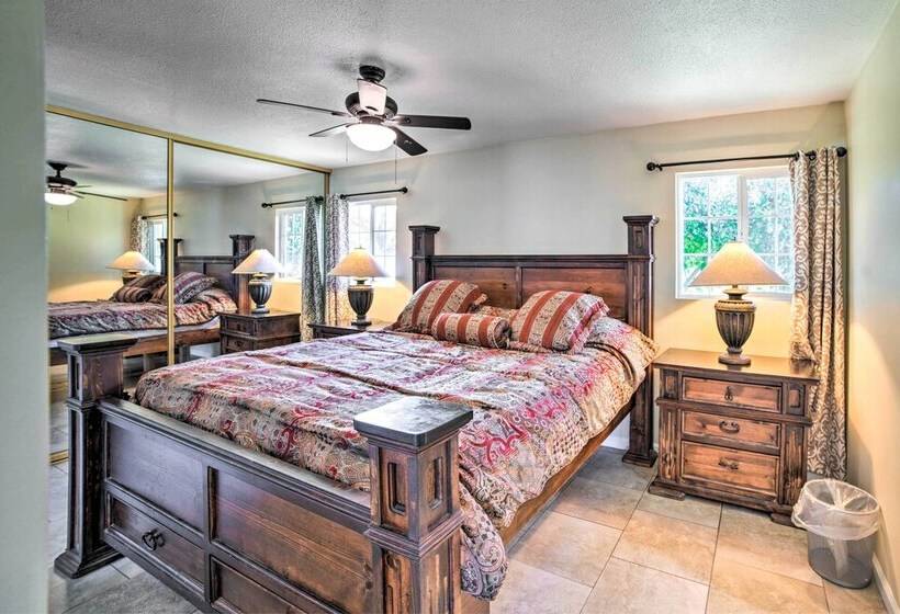 Family Friendly Home W/ Basketball Court!