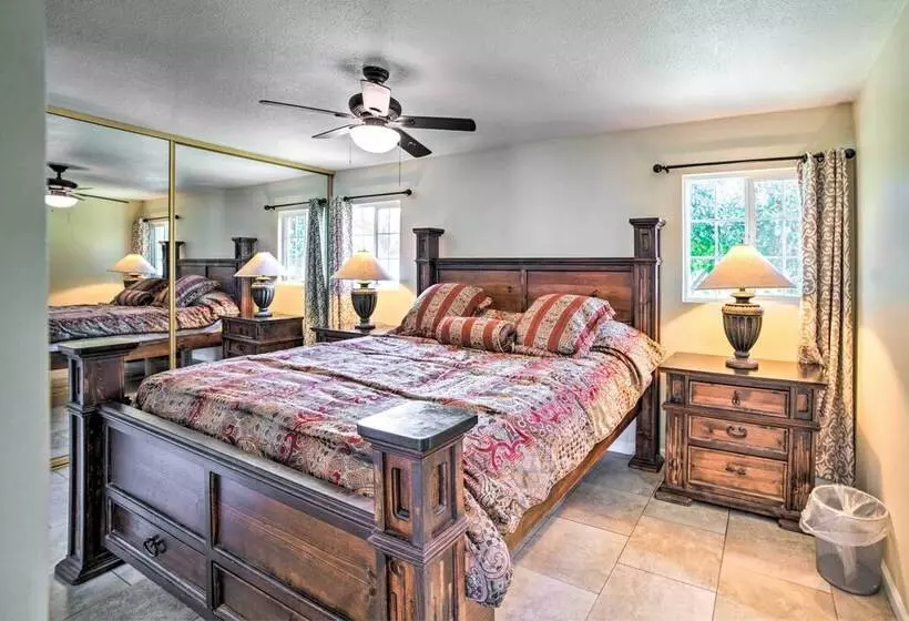 Family Friendly Home W/ Basketball Court!