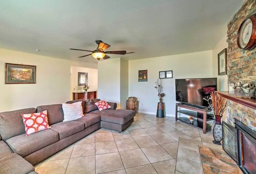Family Friendly Home W/ Basketball Court!