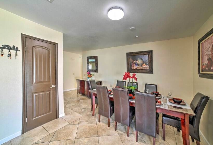 Family Friendly Home W/ Basketball Court!