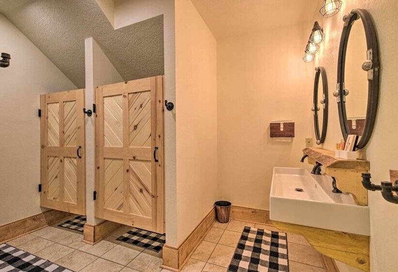 Grand Mountain Retreat In Angel Fire W/ Game Room!