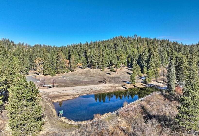 Homey Long Barn Cabin W/ Deck & Fire Pit!