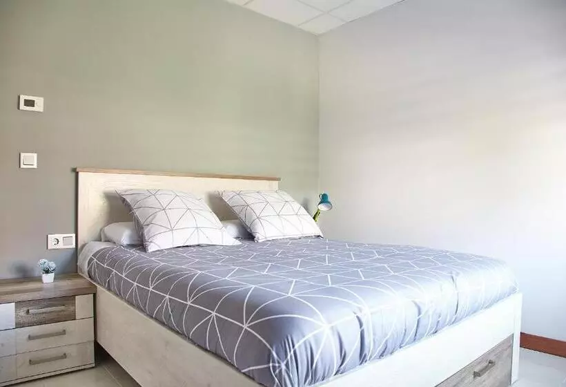 ホテル Hostal Fontañan