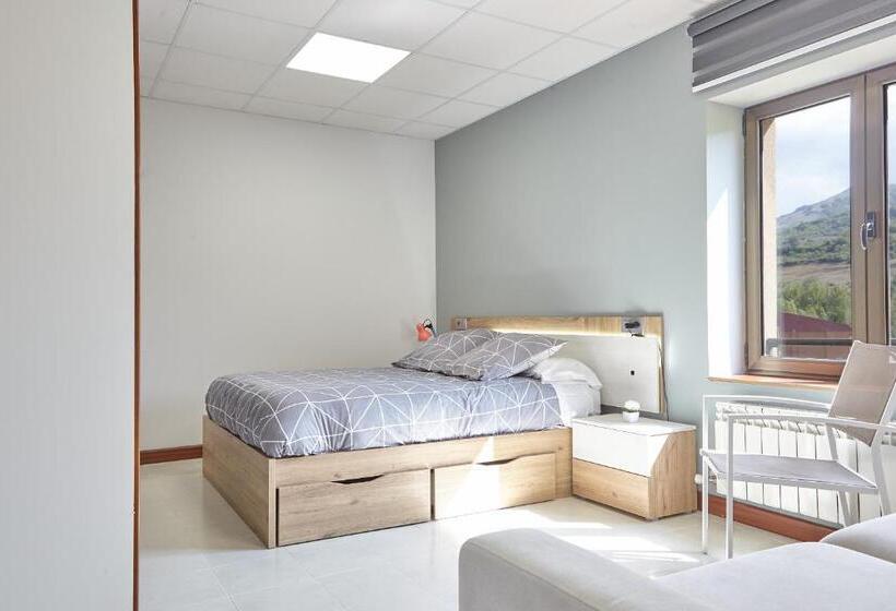 Отель Hostal Fontañan