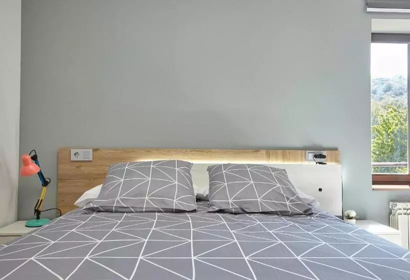 ホテル Hostal Fontañan