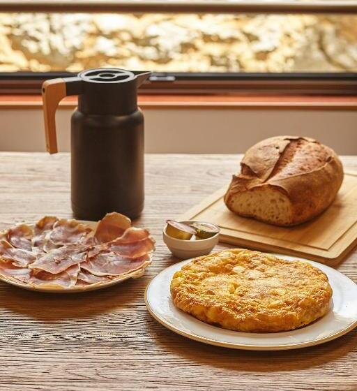 Отель Hostal Fontañan