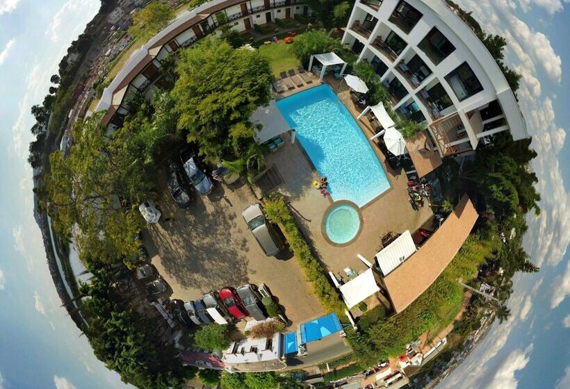 هتل Ikopa Hôtel