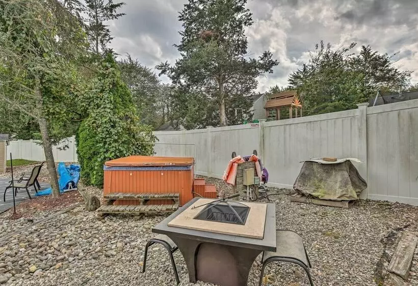 Jersey Home W/ Private In Ground Pool & Hot Tub!