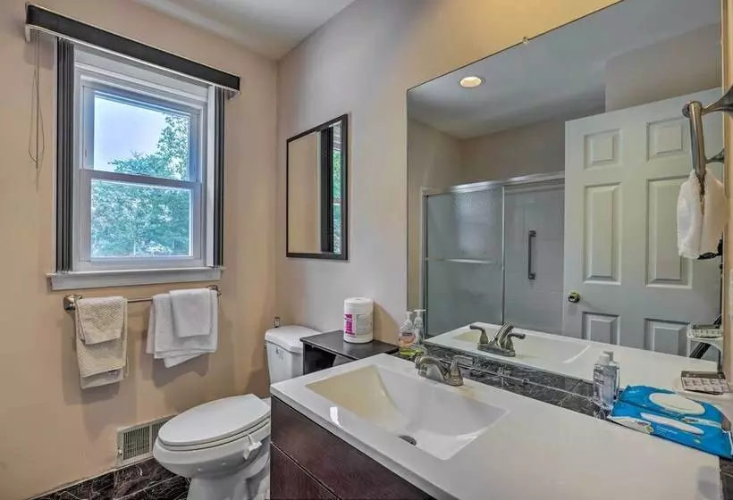 Jersey Home W/ Private In Ground Pool & Hot Tub!