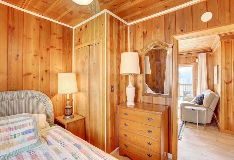 Lake Cumberland Cabin W/ Views & Fishing