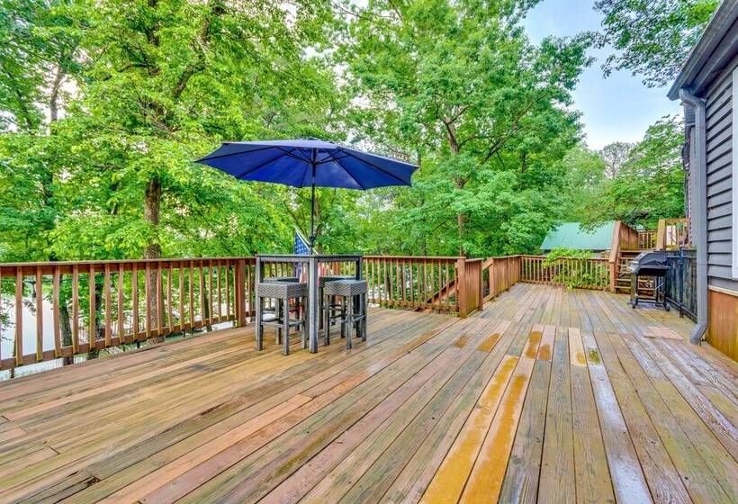 Lakefront Arkansas Abode   Deck, Grill & Fire Pit