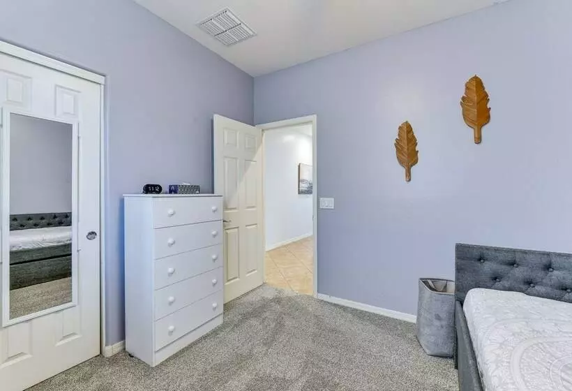 Lovely Casa Grande Home With Private Yard + Bbq